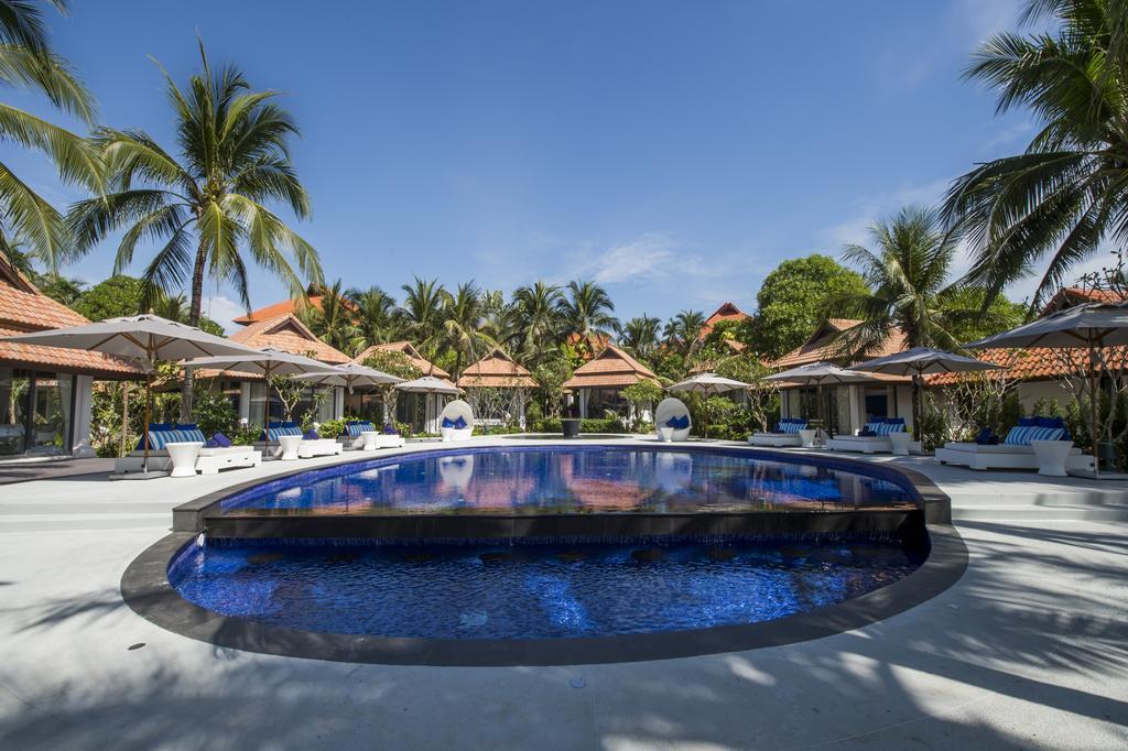 Akyra Beach Resort Phuket Phang Nga Extérieur photo